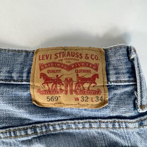 Levi's 569 Loose Straight Fit Mens' Jeans Tag Size 32x34, Measured 33x32 - Picture 3 of 7